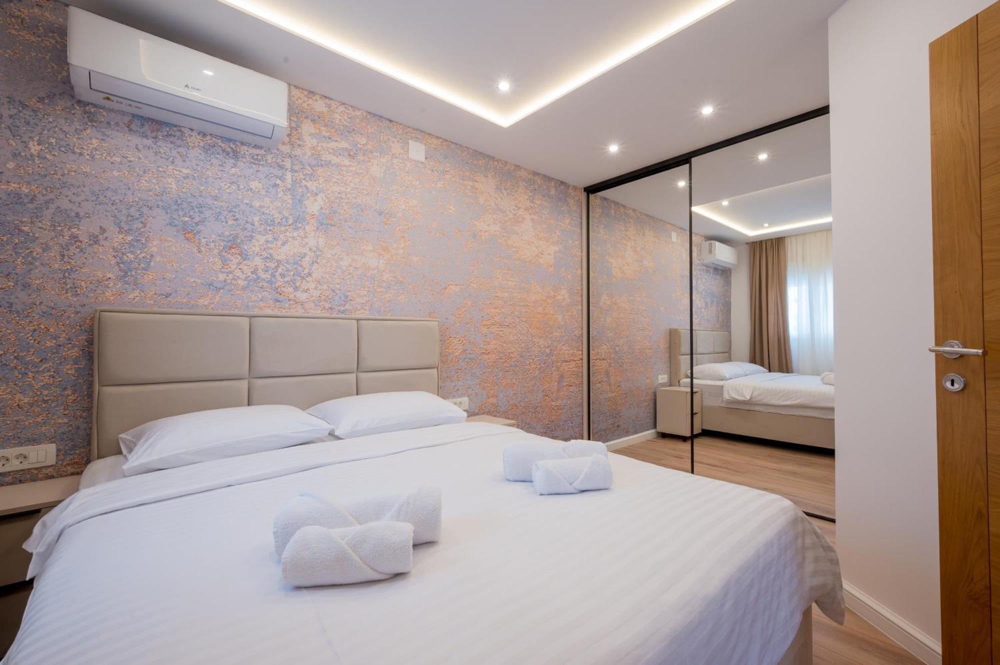 Luxury Apartments Ivanovic Тиват Экстерьер фото